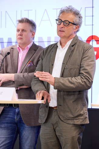 Bild 13 / 48